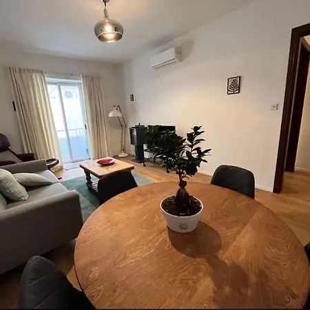 2 Bedroom