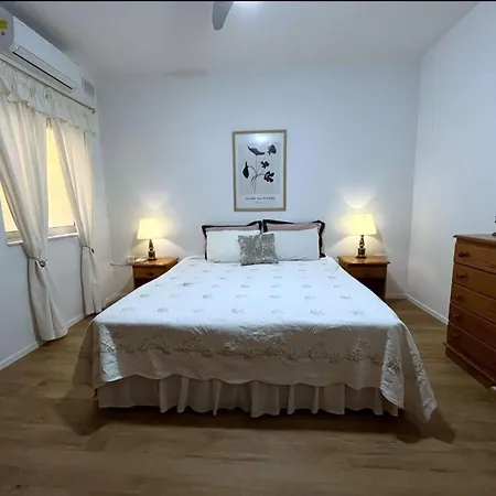 2 Bedroom